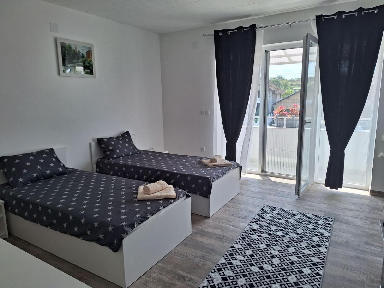 Apartmani Koki Kladovo Eksteriør billede